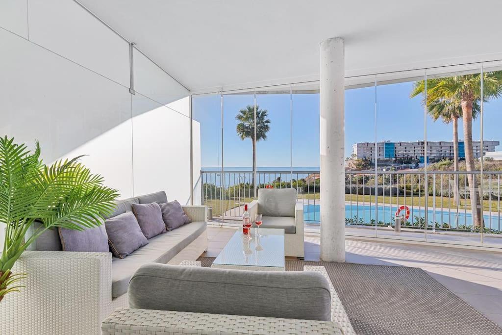 Apartamento Ocean & Pool View 3-bedroom Apt. Málaga