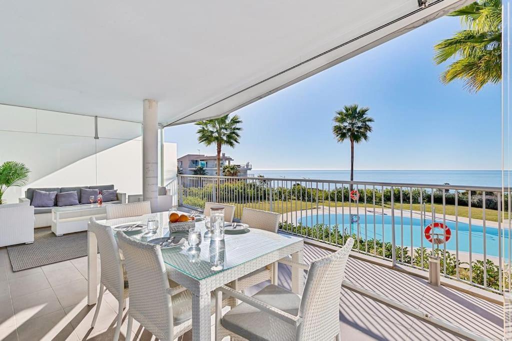 Apartamento Ocean & Pool View 3-bedroom Apt. *