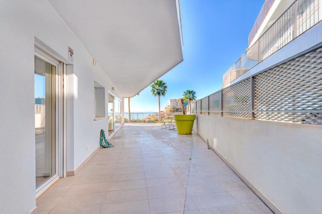 Apartamento Ocean & Pool View 3-bedroom Apt. *