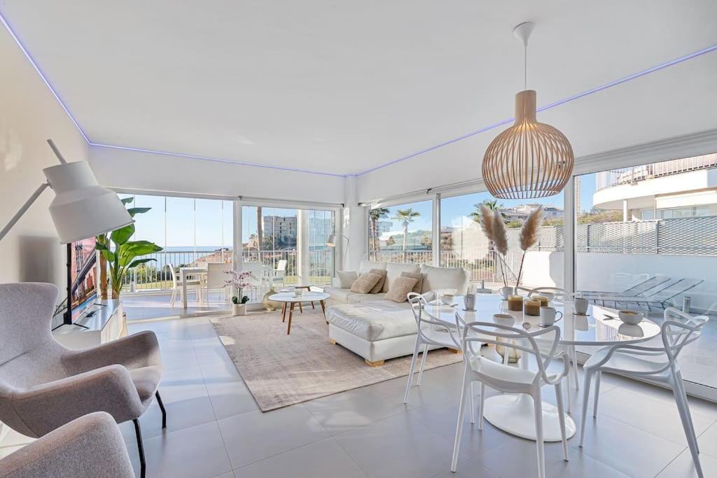 Apartamento Ocean & Pool View 3-bedroom Apt. *